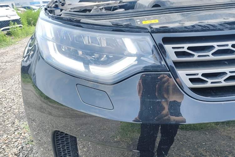 Used Land Rover Discovery 2020 3.0 SC V6 SE Right Front Headlight