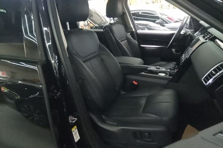Used Land Rover Discovery 2020 3.0 SC V6 SE Right Front Seat