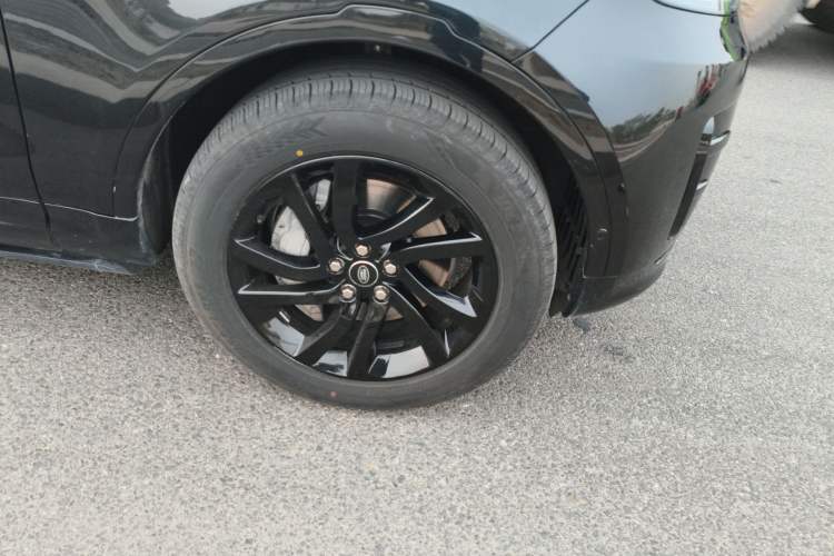Used Land Rover Discovery 2020 3.0 SC V6 30th Anniversary Special Edition Right Front Wheel Hub