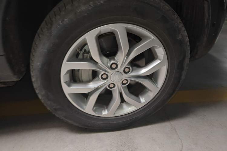 Used Land Rover Discovery 2020 3.0 SC V6 SE Right Front Wheel Hub