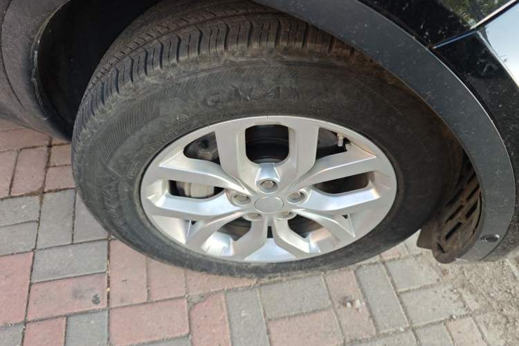 Used Land Rover Discovery 2020 3.0 SC V6 SE Right Front Wheel Hub