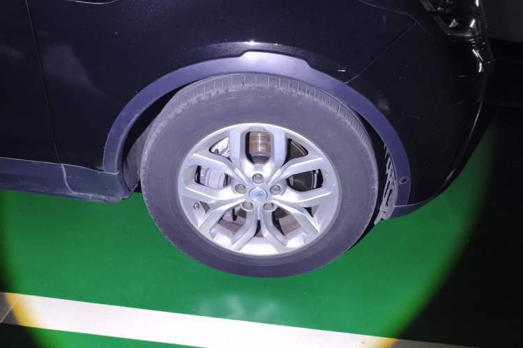 Used Land Rover Discovery 2020 3.0 SC V6 SE Right Front Wheel Hub