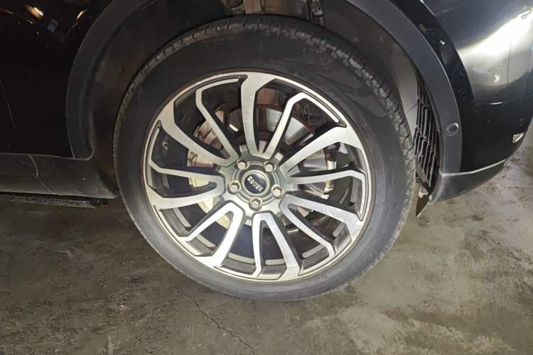 Used Land Rover Discovery 2020 3.0 SC V6 SE Right Front Wheel Hub