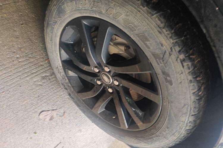 Used Land Rover Discovery 2020 3.0 SC V6 30th Anniversary Special Edition Right Front Wheel Hub