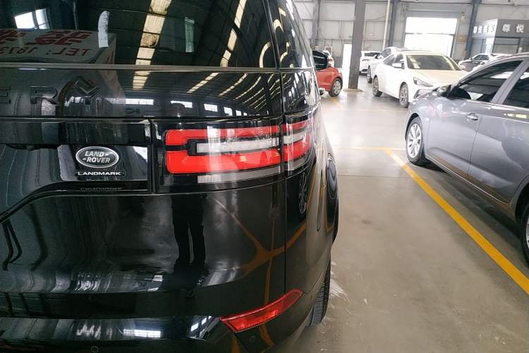Used Land Rover Discovery 2020 3.0 SC V6 30th Anniversary Special Edition Right Rear Taillight