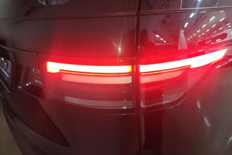 Used Land Rover Discovery 2020 3.0 SC V6 SE Right Rear Taillight