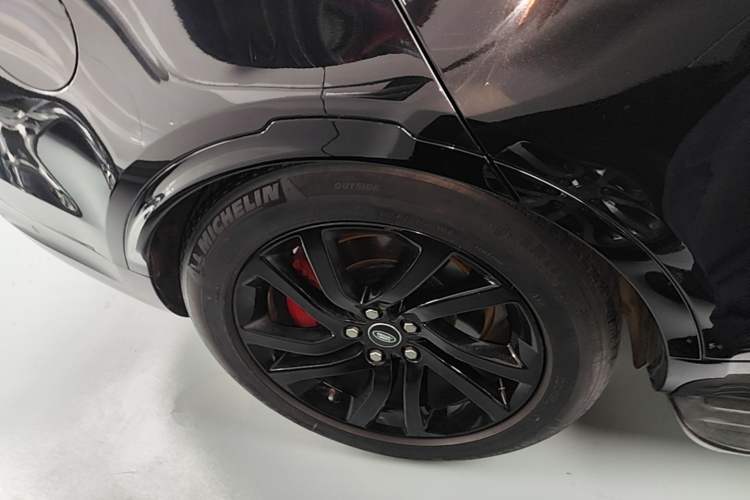 Used Land Rover Discovery 2020 3.0 SC V6 30th Anniversary Special Edition Right Rear Wheel Hub