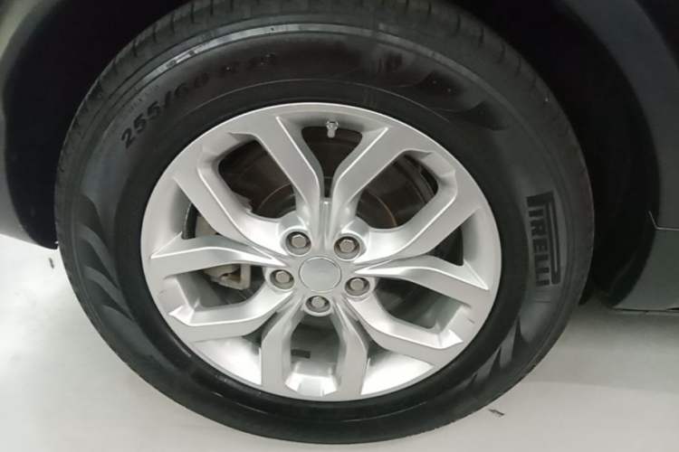Used Land Rover Discovery 2020 3.0 SC V6 SE Right Rear Wheel Hub