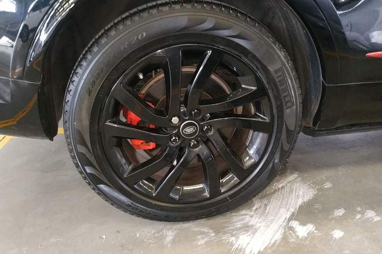 Used Land Rover Discovery 2020 3.0 SC V6 30th Anniversary Special Edition Right Rear Wheel Hub