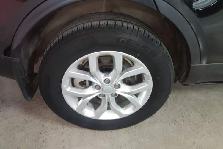 Used Land Rover Discovery 2020 3.0 SC V6 SE Right Rear Wheel Hub