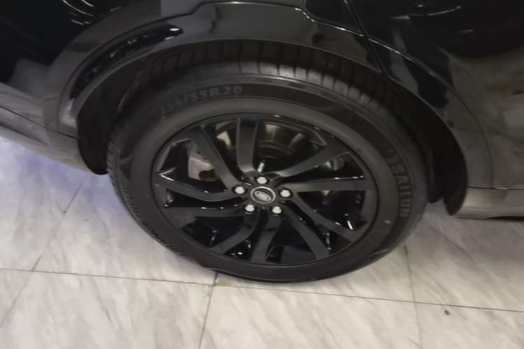Used Land Rover Discovery 2020 3.0 SC V6 30th Anniversary Special Edition Right Rear Wheel Hub