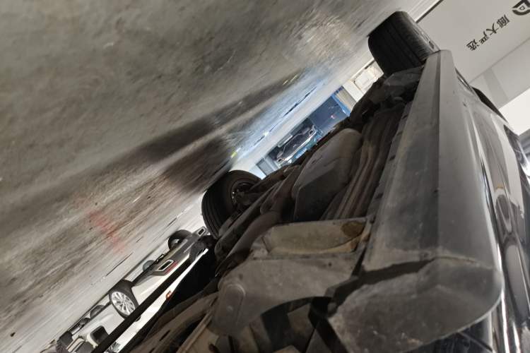 Used Land Rover Discovery 2020 3.0 SC V6 30th Anniversary Special Edition Right Side Sill