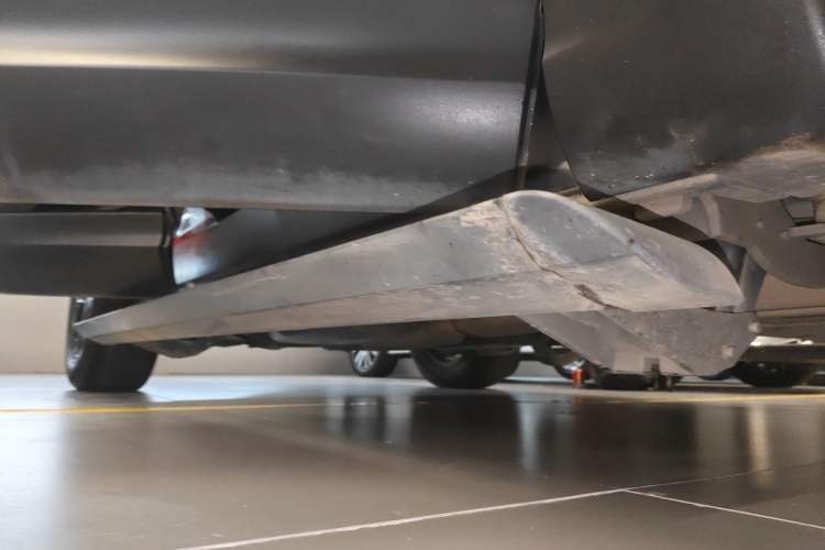 Used Land Rover Discovery 2020 3.0 SC V6 SE Right Side Sill