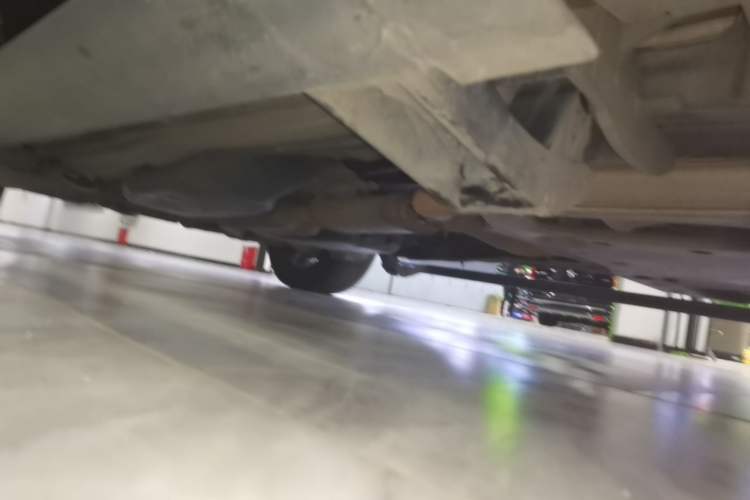 Used Land Rover Discovery 2020 3.0 SC V6 30th Anniversary Special Edition Right Side Sill