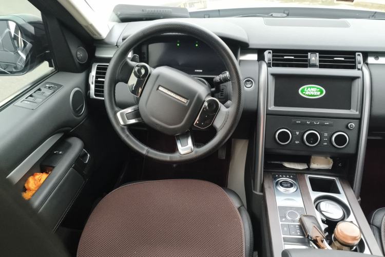 Used Land Rover Discovery 2020 3.0 SC V6 30th Anniversary Special Edition Steering Wheel