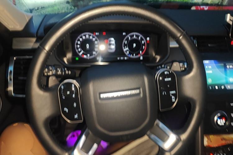 Used Land Rover Discovery 2020 3.0 SC V6 30th Anniversary Special Edition Steering Wheel