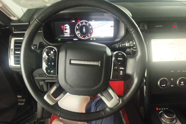 Used Land Rover Discovery 2020 3.0 SC V6 SE Steering Wheel