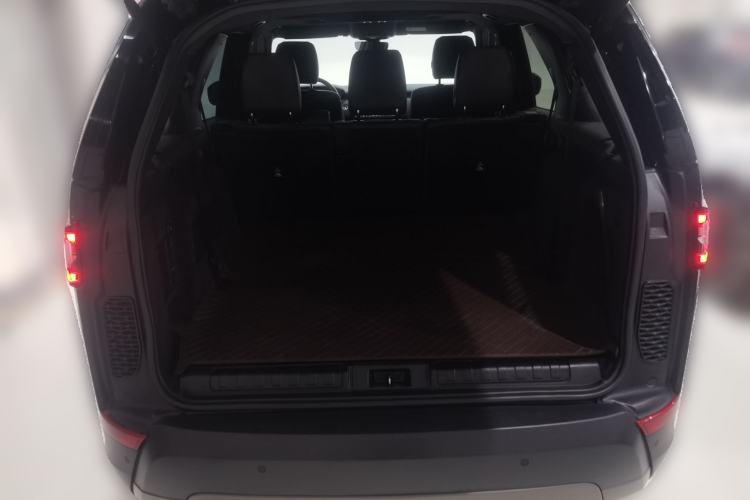 Used Land Rover Discovery 2020 2.0T SE Trunk