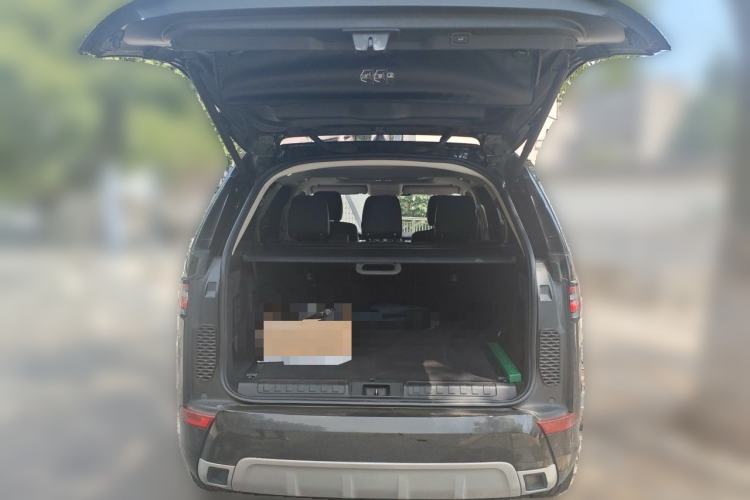 Used Land Rover Discovery 2020 3.0 SC V6 30th Anniversary Special Edition Trunk