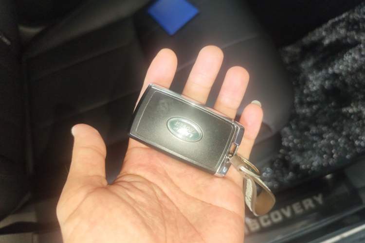 Used Land Rover Discovery 2020 2.0T 30th Anniversary Special Edition Vehicle Key