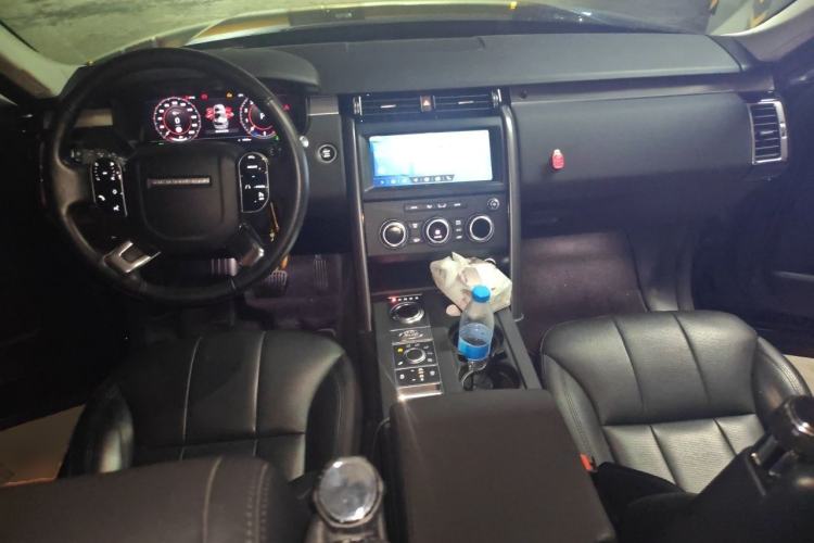 Used Land Rover Discovery 2020 3.0 SC V6 30th Anniversary Special Edition Center Console