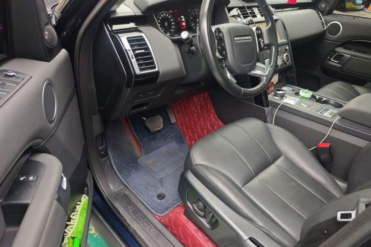 Used Land Rover Discovery 2020 3.0 SC V6 SE Driver Seat