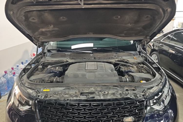 Used Land Rover Discovery 2020 3.0 SC V6 30th Anniversary Special Edition Engine Bay