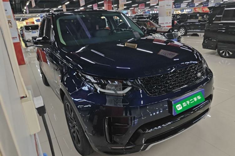 Used Land Rover Discovery 2020 3.0 SC V6 30th Anniversary Special Edition Front Right 45 Deg