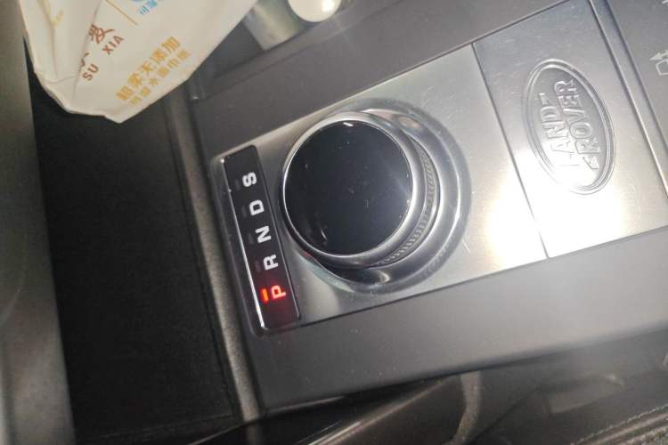 Used Land Rover Discovery 2020 3.0 SC V6 30th Anniversary Special Edition Gear Lever