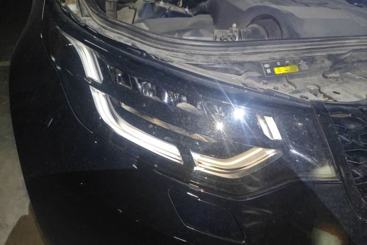 Used Land Rover Discovery 2020 3.0 SC V6 30th Anniversary Special Edition Right Front Headlight