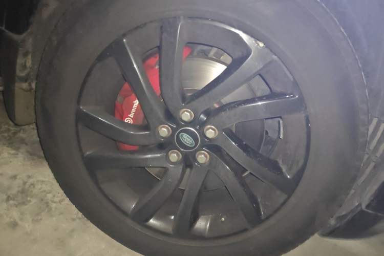 Used Land Rover Discovery 2020 3.0 SC V6 30th Anniversary Special Edition Right Front Wheel Hub