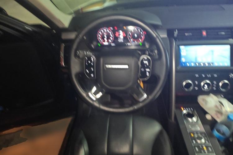 Used Land Rover Discovery 2020 3.0 SC V6 30th Anniversary Special Edition Steering Wheel