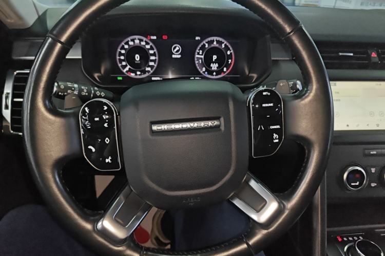 Used Land Rover Discovery 2020 3.0 SC V6 30th Anniversary Special Edition Steering Wheel