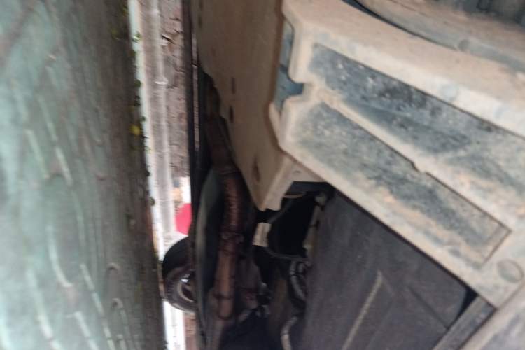 Used Land Rover Discovery 2020 2.0T SE Chassis Front Left