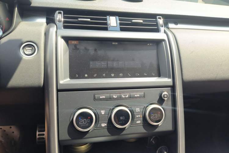 Used Land Rover Discovery 2020 3.0 SC V6 30th Anniversary Special Edition Audio And AC Panel
