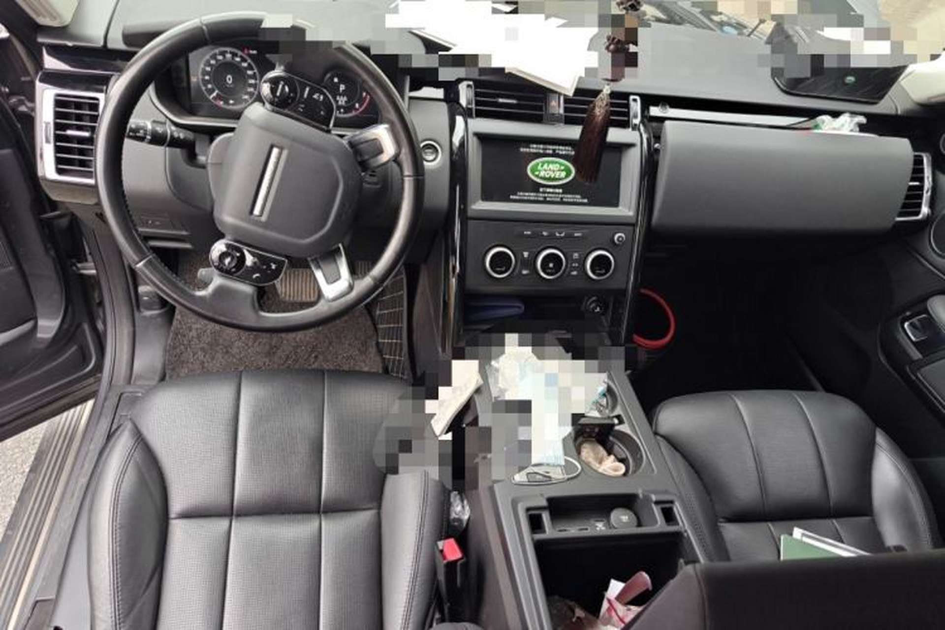 Used Land Rover Discovery 2020 3.0 SC V6 SE Center Console