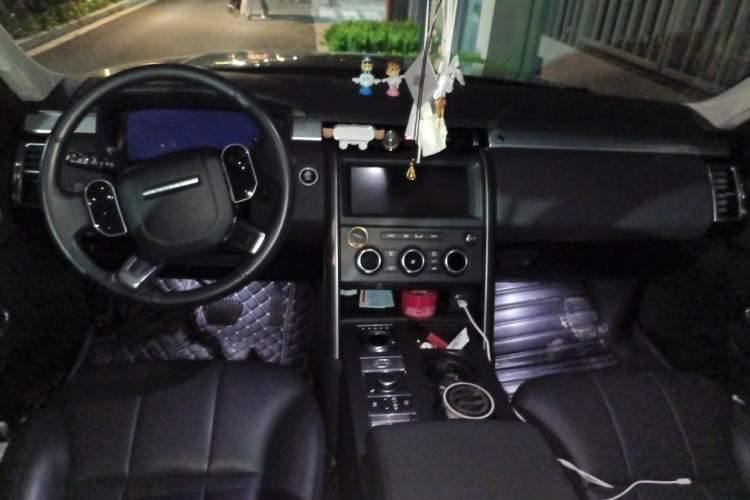 Used Land Rover Discovery 2020 2.0T 30th Anniversary Special Edition Center Console