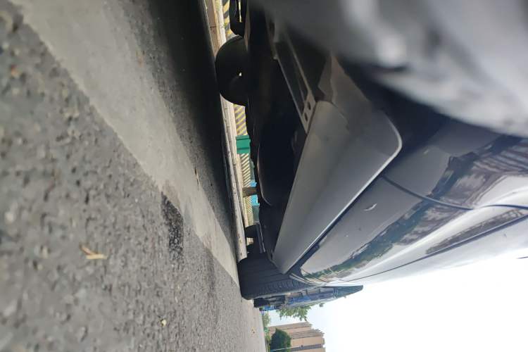 Used Land Rover Discovery 2020 2.0T 30th Anniversary Special Edition Chassis Front Left