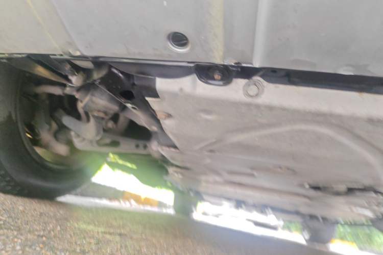 Used Land Rover Discovery 2020 2.0T 30th Anniversary Special Edition Chassis Front Right