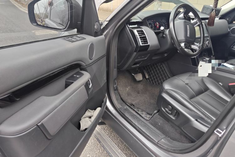 Used Land Rover Discovery 2020 3.0 SC V6 SE Driver Seat