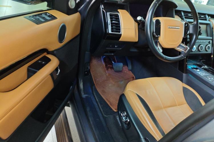 Used Land Rover Discovery 2020 3.0 SC V6 SE Driver Seat