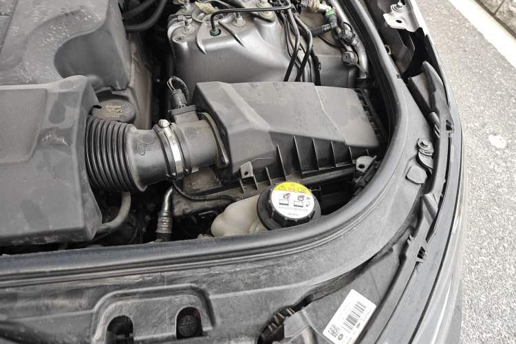 Used Land Rover Discovery 2020 3.0 SC V6 SE Engine Bay Left