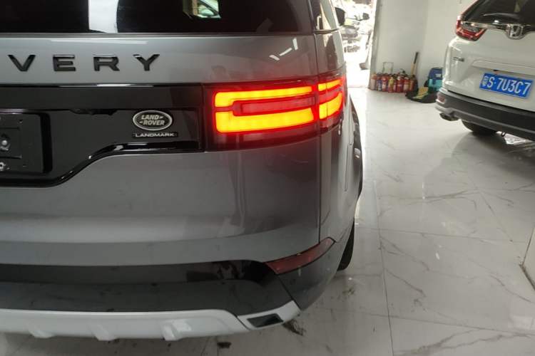 Used Land Rover Discovery 2020 2.0T 30th Anniversary Special Edition Exterior 3