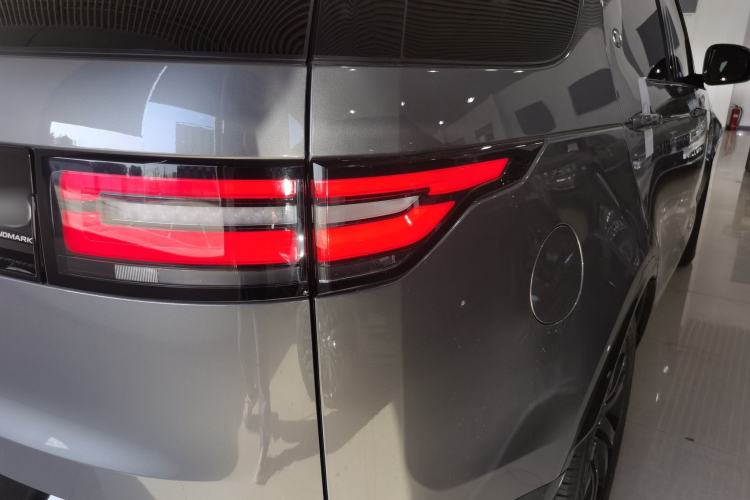 Used Land Rover Discovery 2020 3.0 SC V6 30th Anniversary Special Edition Exterior 3