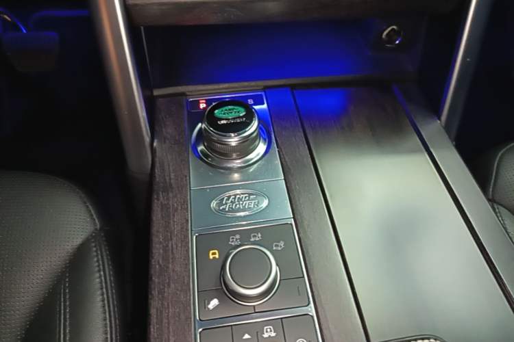Used Land Rover Discovery 2020 2.0T 30th Anniversary Special Edition Gear Lever