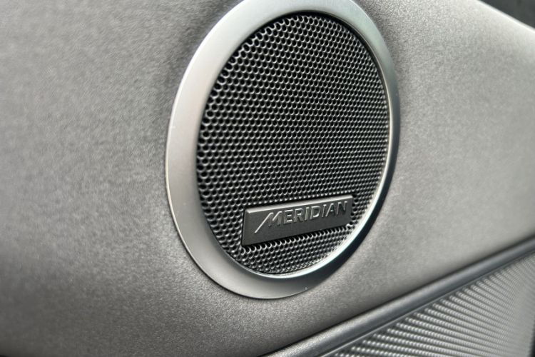Used Land Rover Discovery 2020 2.0T 30th Anniversary Special Edition Interior 10