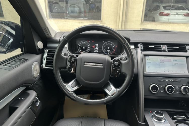 Used Land Rover Discovery 2020 3.0 SC V6 30th Anniversary Special Edition Interior 2