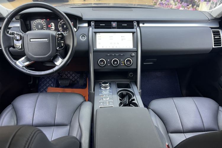 Used Land Rover Discovery 2020 2.0T 30th Anniversary Special Edition Interior 2