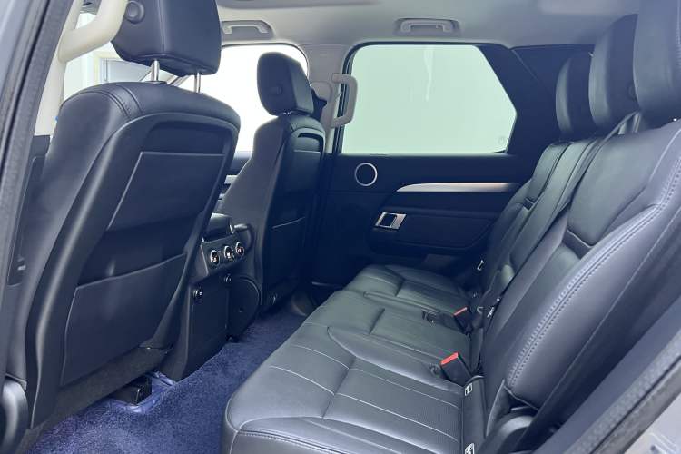 Used Land Rover Discovery 2020 2.0T 30th Anniversary Special Edition Interior 8
