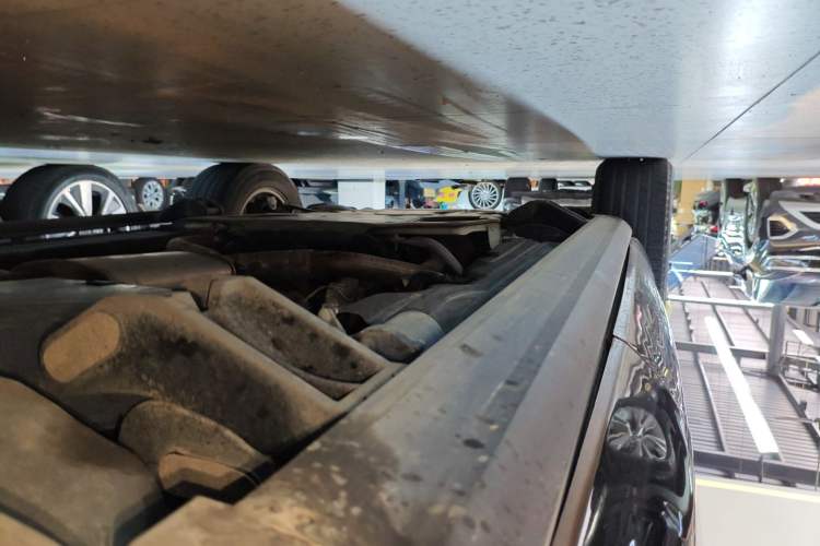Used Land Rover Discovery 2020 3.0 SC V6 SE Left Side Sill